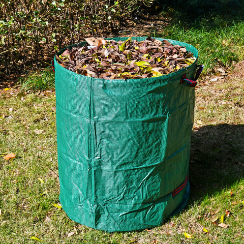 CAMPFIRE tear-resistant, water-repellent polypropylene material withstands heavy yard waste.