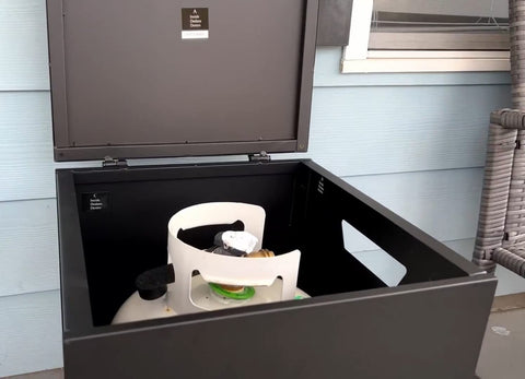 CAMPLUX tank table with securing bolt keeps the tank in place for safety.