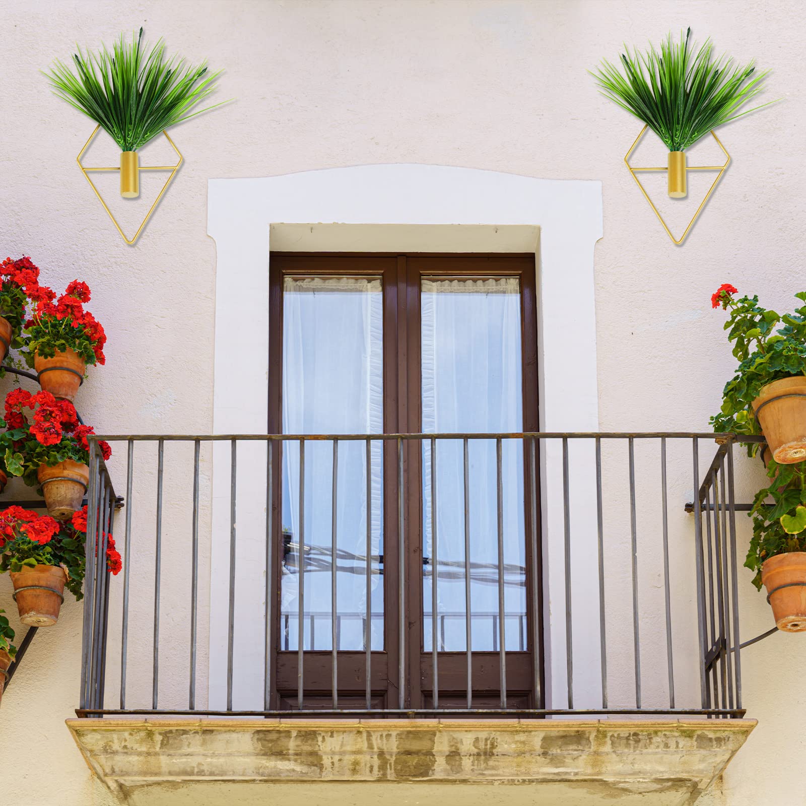 Canlierr wall planter in bedroom decor creates a tranquil ambiance