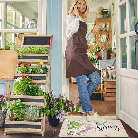 Capoda welcome mat measures 29 by 17 inches for full coverage