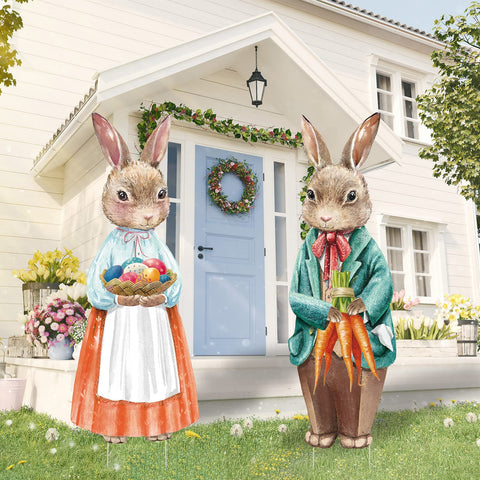 Capoda yard decor creates a cheerful garden display.