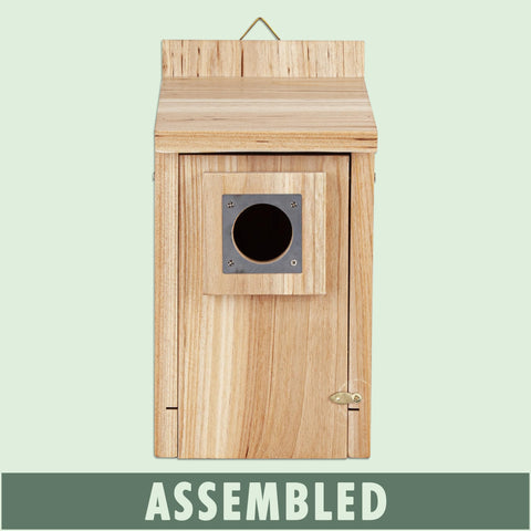 CARTMAN two-pack outdoor bird houses ready to hang in garden.