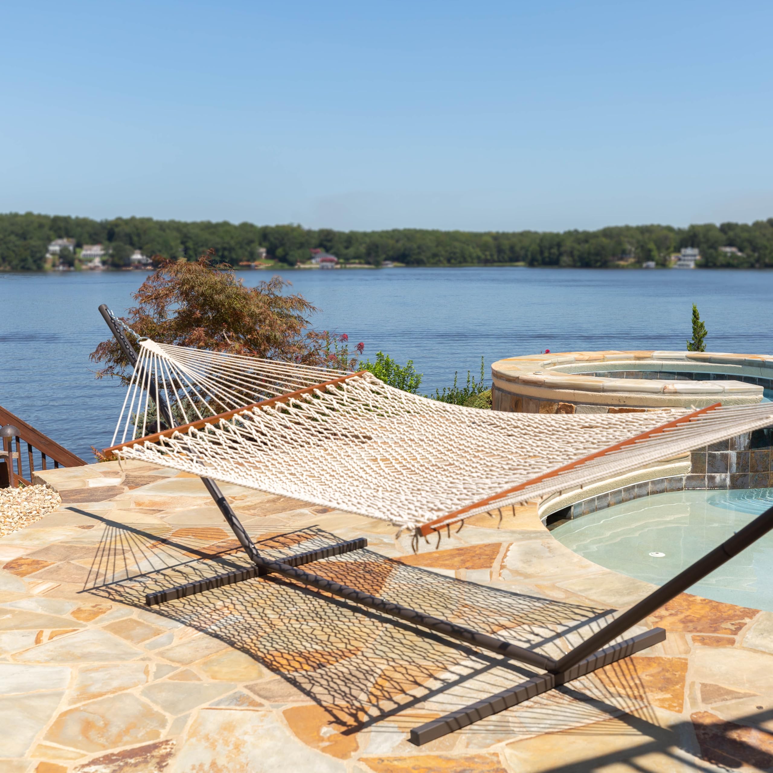 Castaway Living hardwood spreader bars reduce rope friction and keep the bed open for comfy lounging.