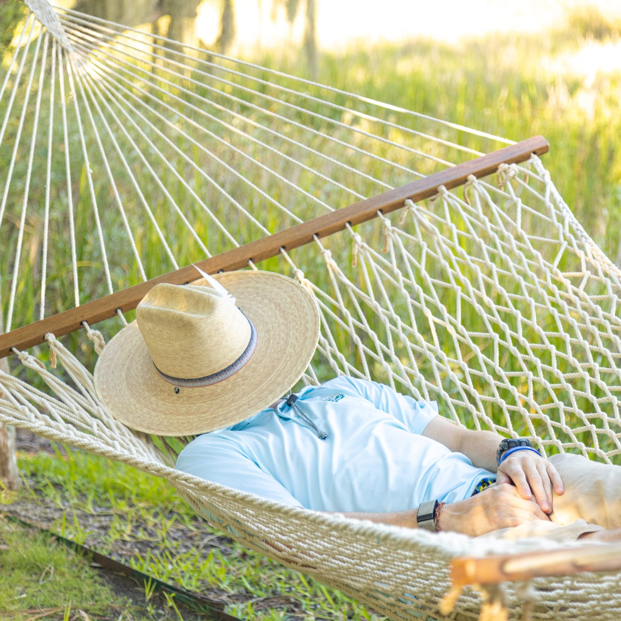 Castaway Living precision hand weaving creates a flat, even bed for easy entry and lounging.