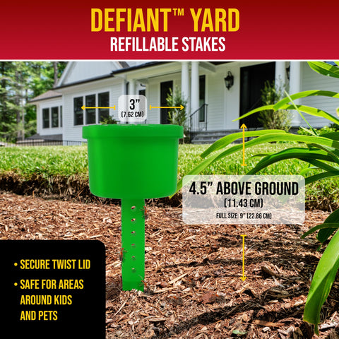 Catchmaster Defiant dual lids help locate bait cups quickly outdoors.