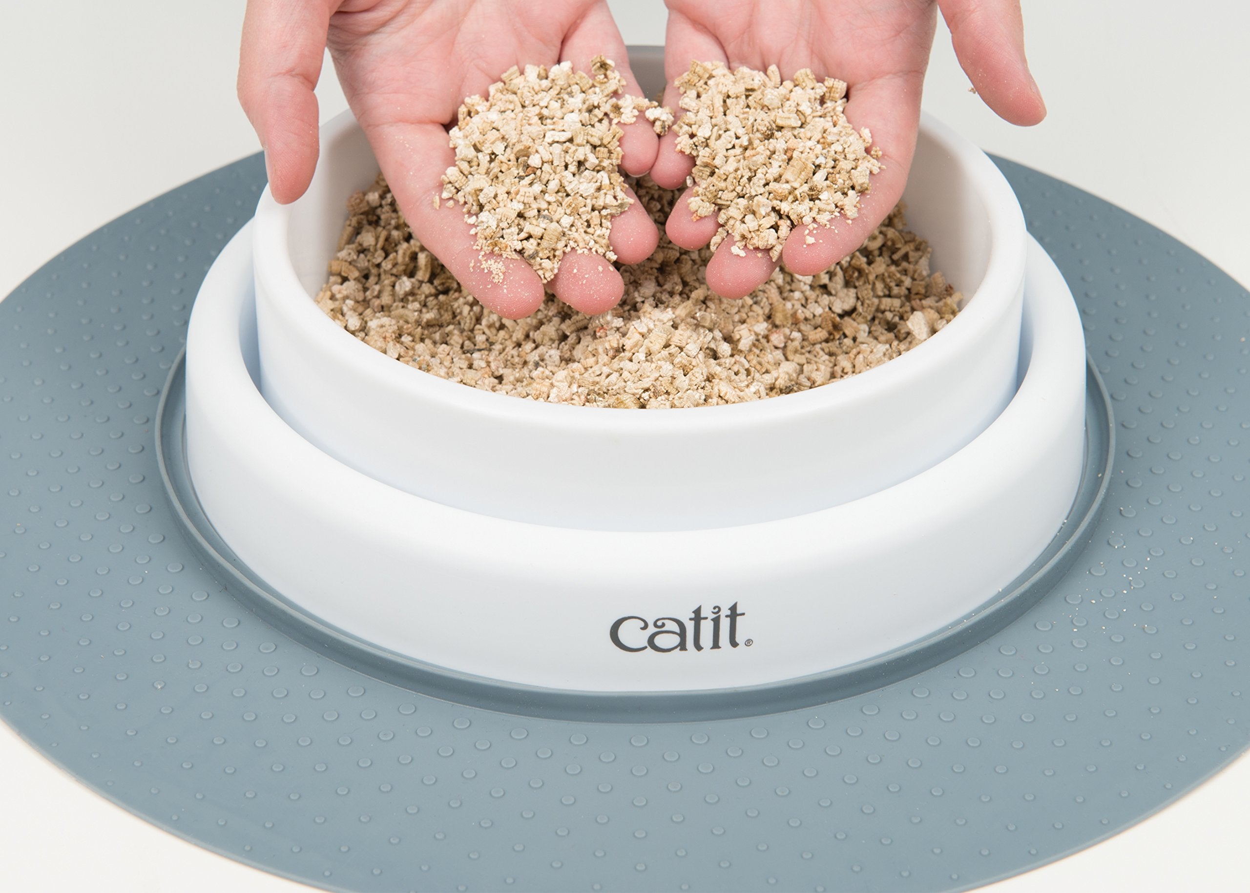 Catit Senses 2.0 cat grass kit easy to use and clean