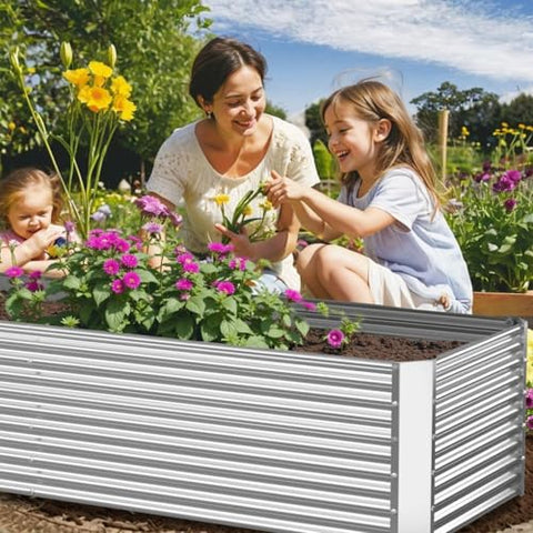 CATMANOR raised bed open bottom drainage demonstrates moisture management for roots.
