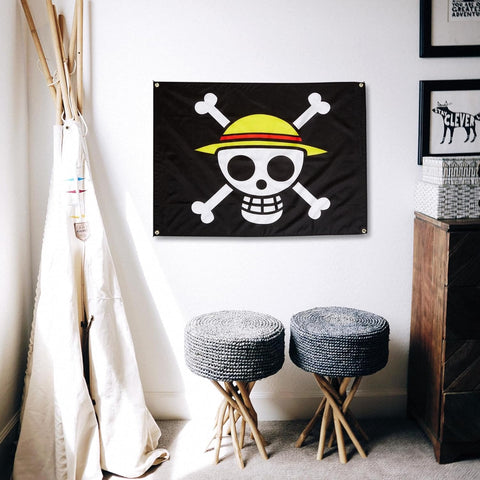CBKSUHBADE One Piece flag color detail adds vibrant wall decor for events.