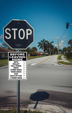 CCPARTON retro tin sign features four mounting holes for easy setup.