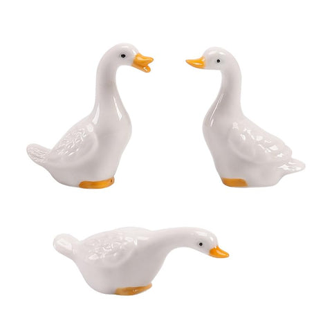 CCUUHJ mini ceramic ducks front view for fairy gardens and small displays