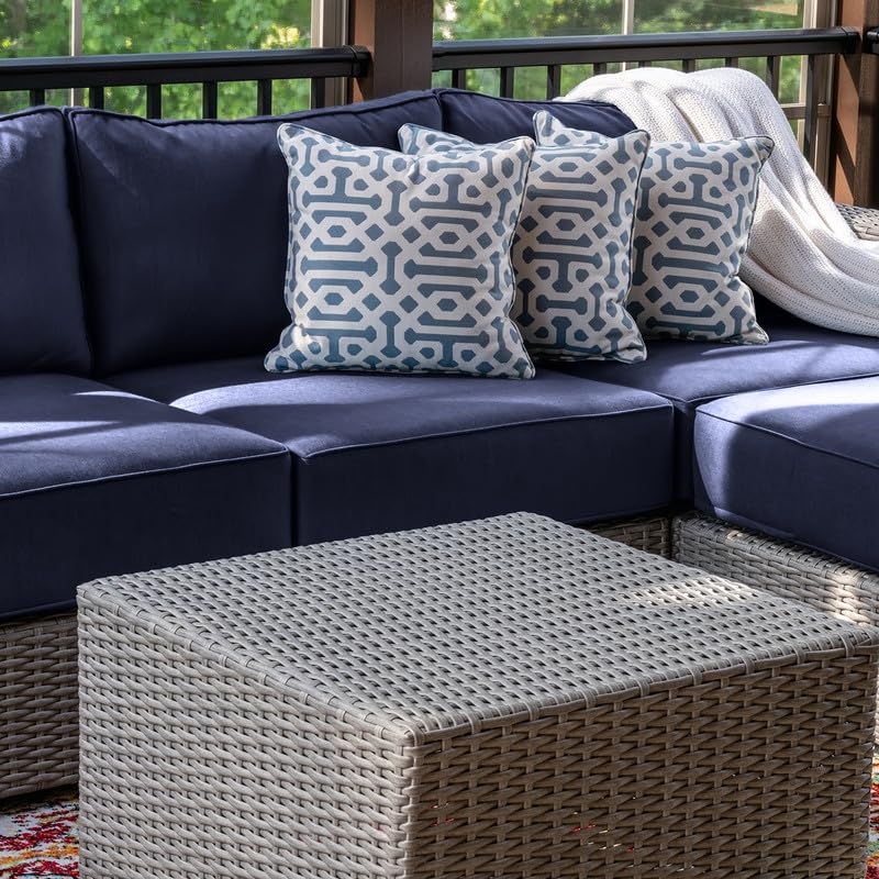 Cethytirko easy-clean fabric makes maintenance quick.