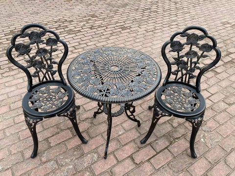 C/G Patio Casa cast aluminum durability resists rust for lasting outdoor use.
