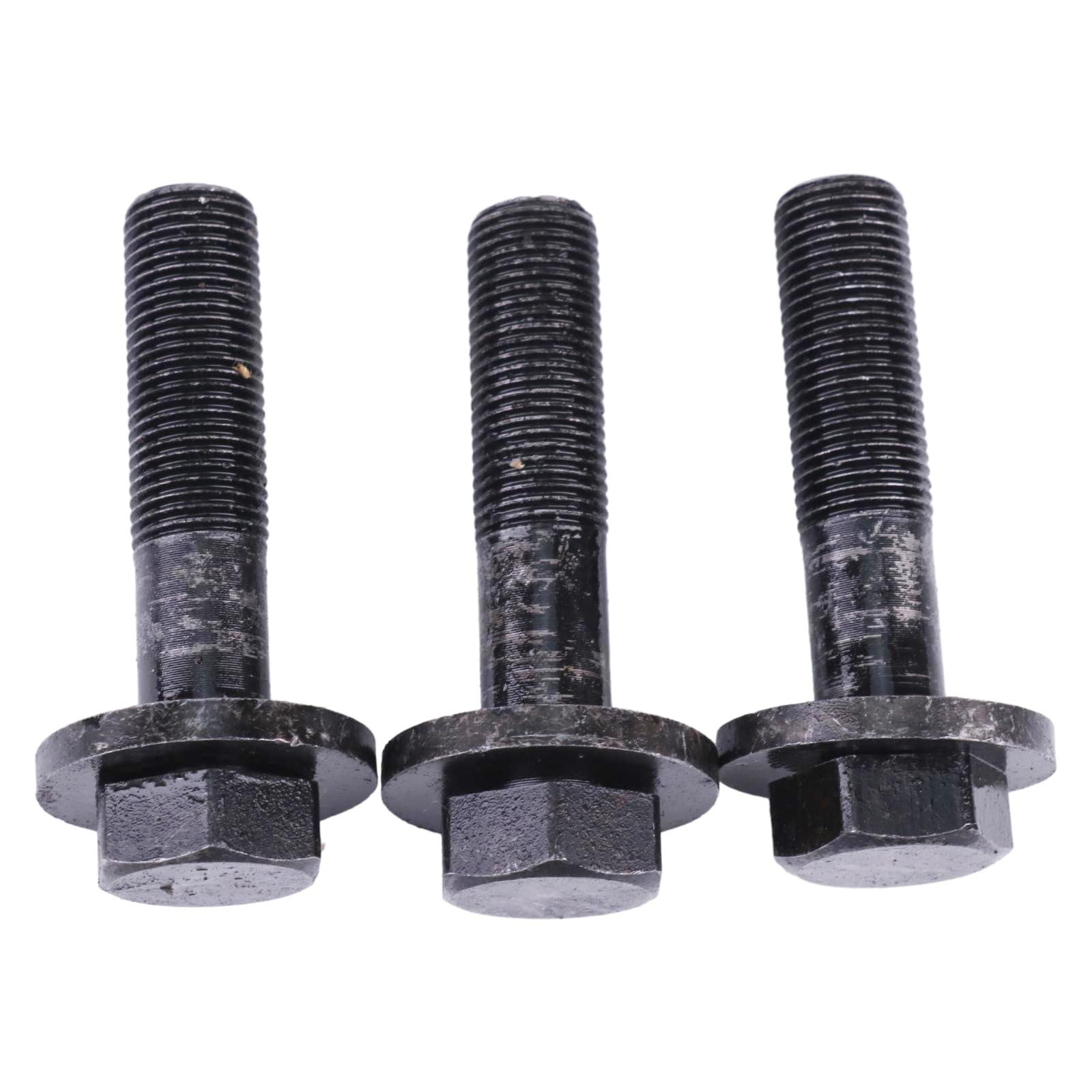 Chamixx Turf Tracer S XSeries bolts showing precise fit and reliability.