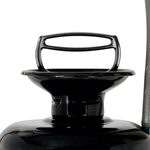 Chapin 1352 tri-poxy tank provides rust and dent protection.