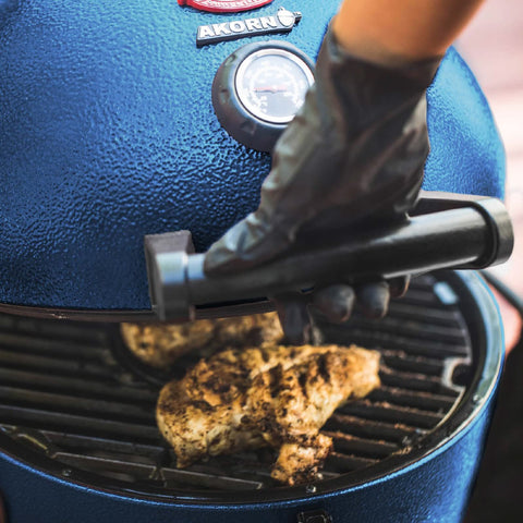 Also suitable for baking breads, pizzas, and cookies outdoors