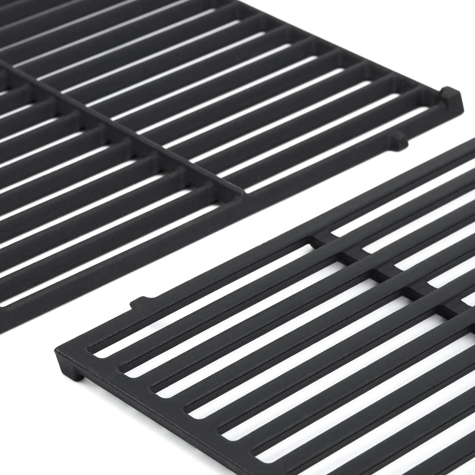 Charbrofire Genesis two-piece set on a grill reveals generous cooking area (19.5 x 25.8 in)