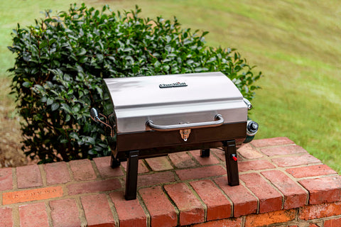 Charbroil porcelain-coated grates resist rust and clean easily.