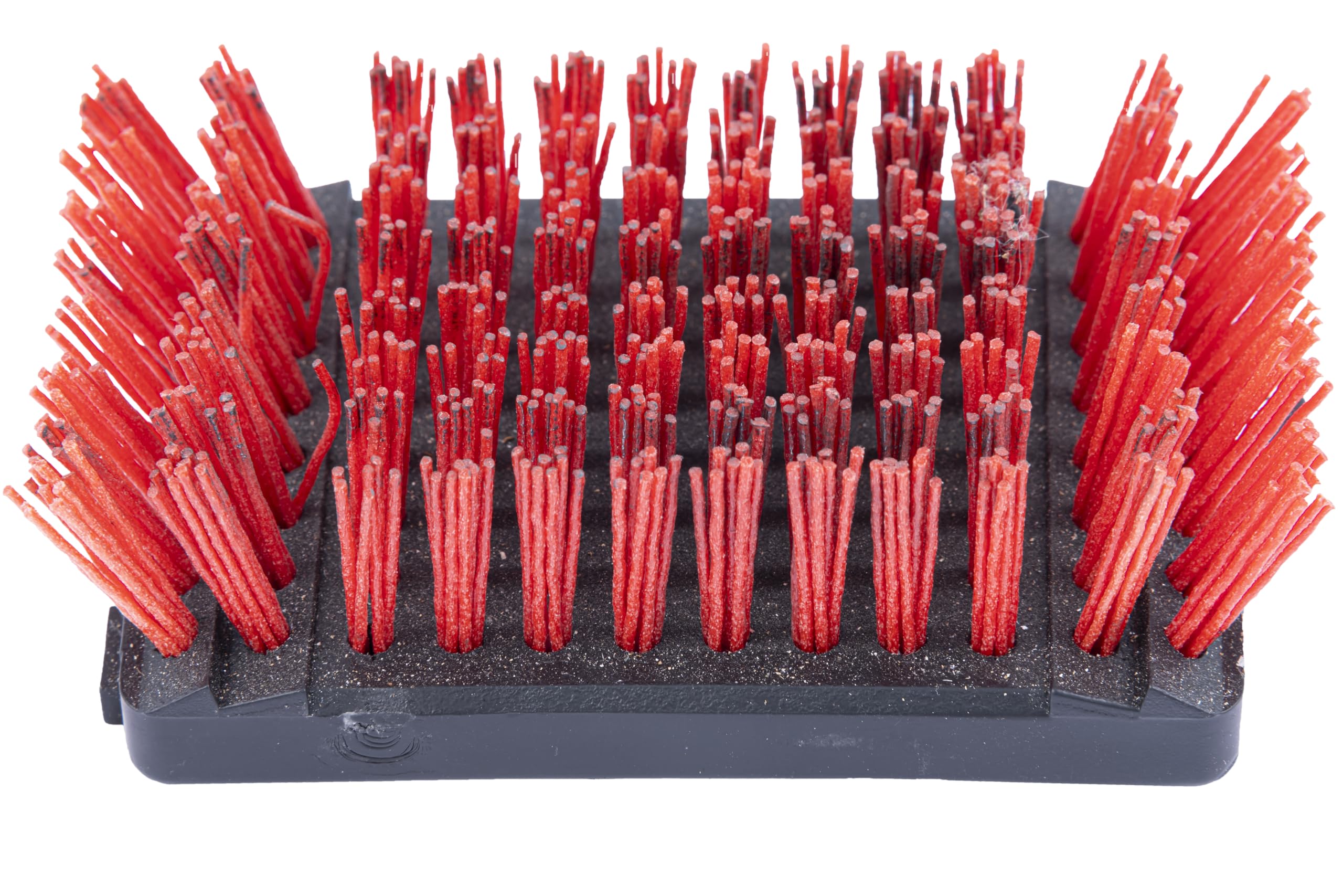 Charbroil SAFER grit-infused bristles deliver strong cleaning without metal
