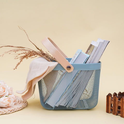 Cheardia blue outdoor picnic basket suitable for shopping and picnics.