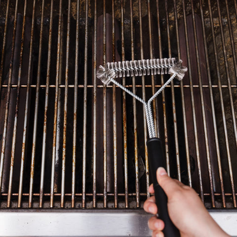 Chef Craft woven-bristle grill brush minimizes shedding for safe cooking.