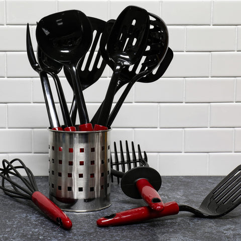 Chef Craft Select nylon short turner nonstick-safe design protects pans.