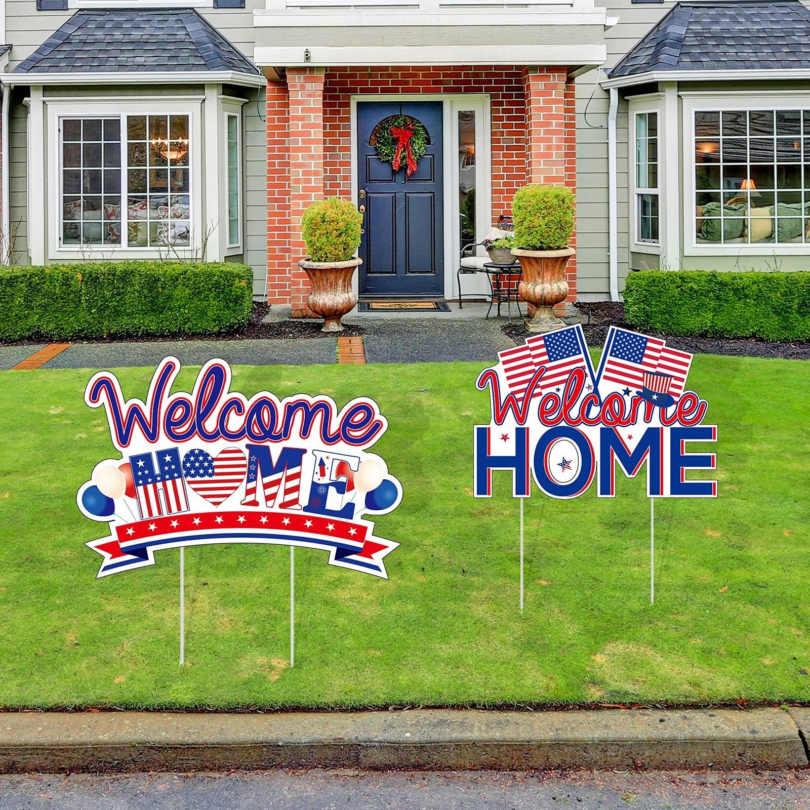 Chiazllta welcome home yard sign with stakes for curbside display.