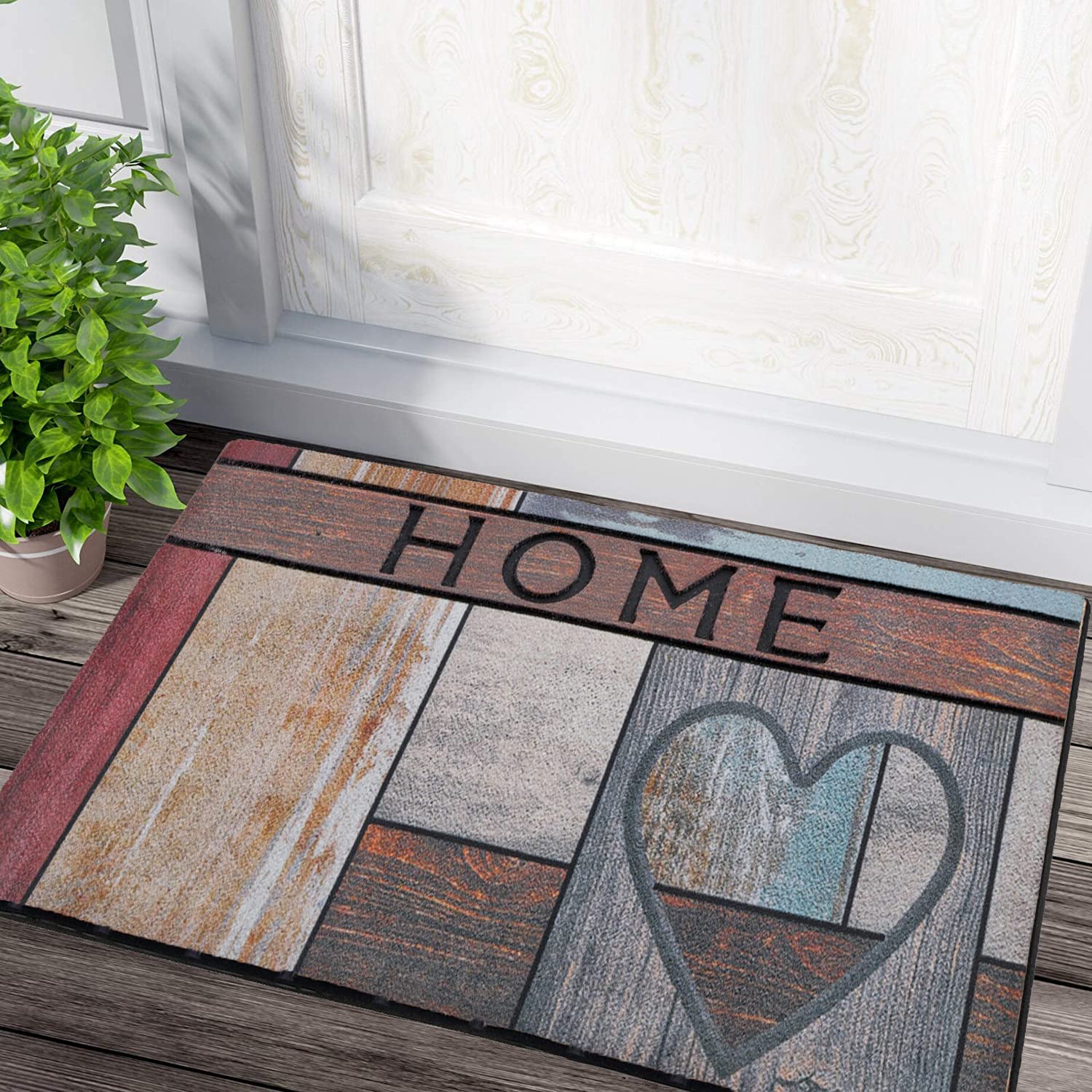 CHICHIC pet-friendly rug supports pets while catching dirt and moisture.