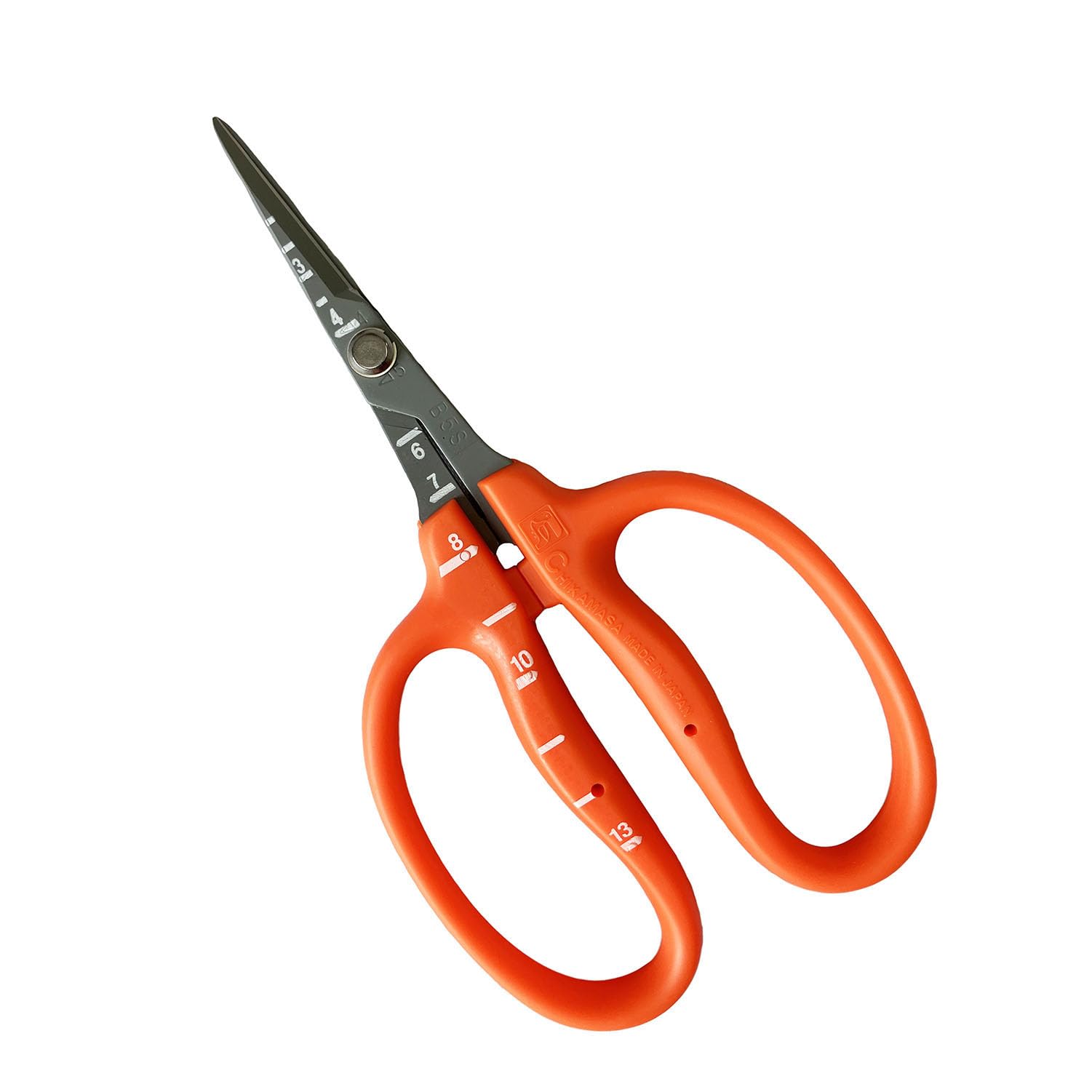 Chikamasa B500SLF garden scissors in full-length view for precise trimming.