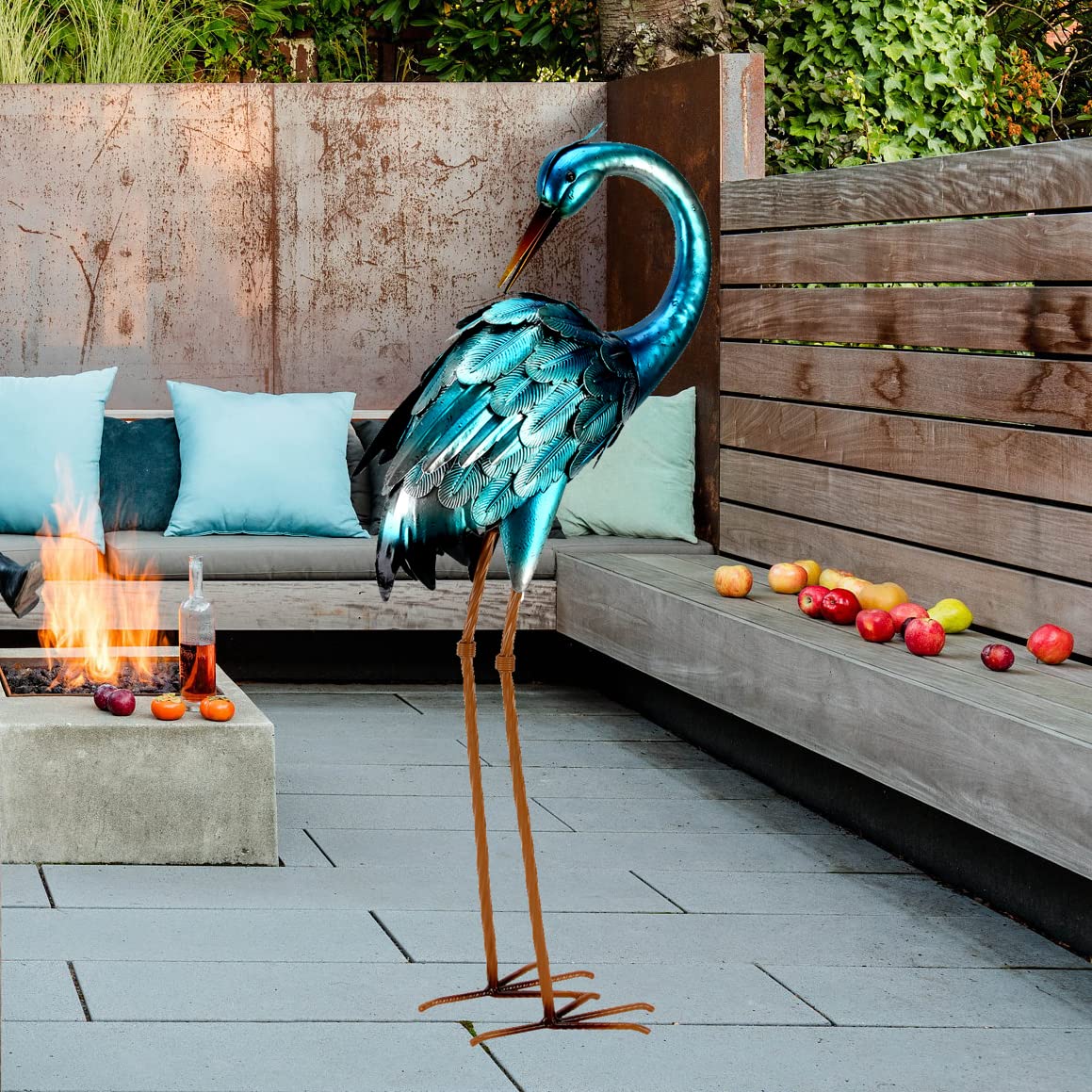 Chisheen outdoor sculpture large heron decorative yard art for lawn or pond.