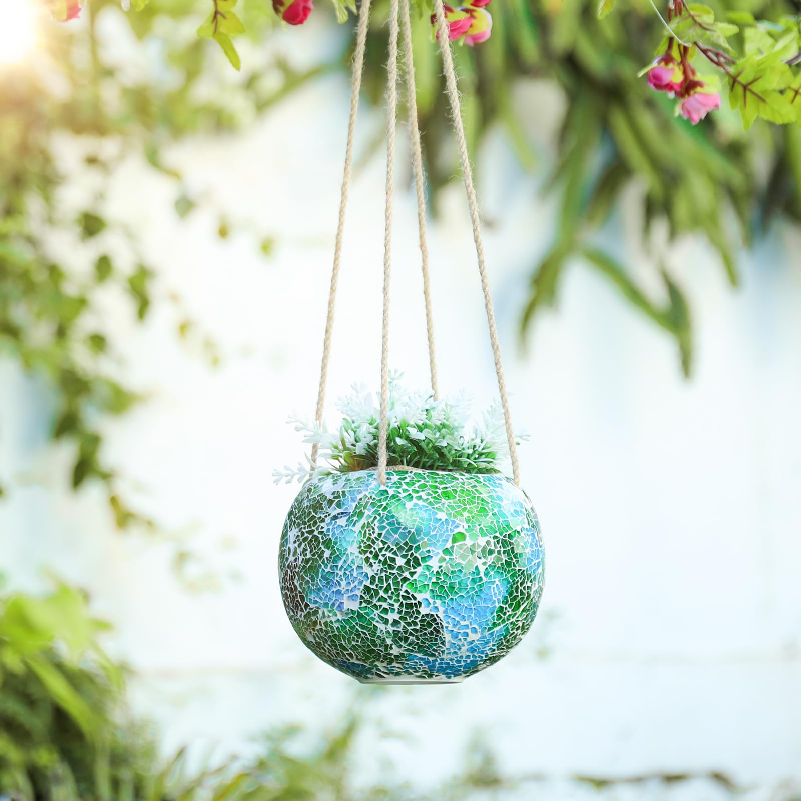 Chonsun indoor garden setup with this planter adds natural vitality.
