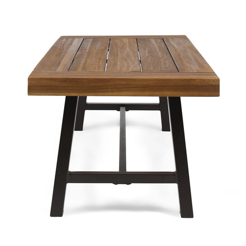 Includes assembly instructions and tools for easy outdoor setup.
