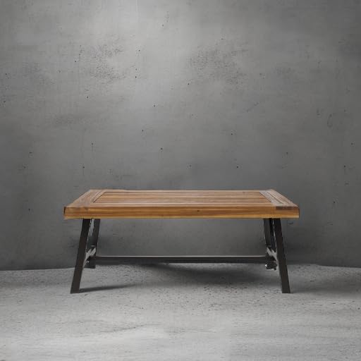 Ideal as a coffee table for poolside lounging with lemonade and bowls.
