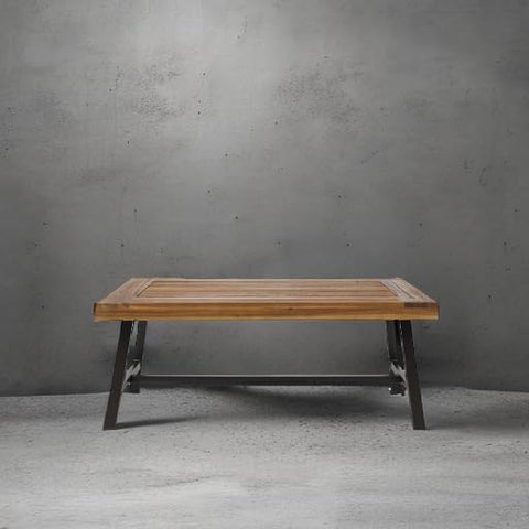 Ideal as a coffee table for poolside lounging with lemonade and bowls.