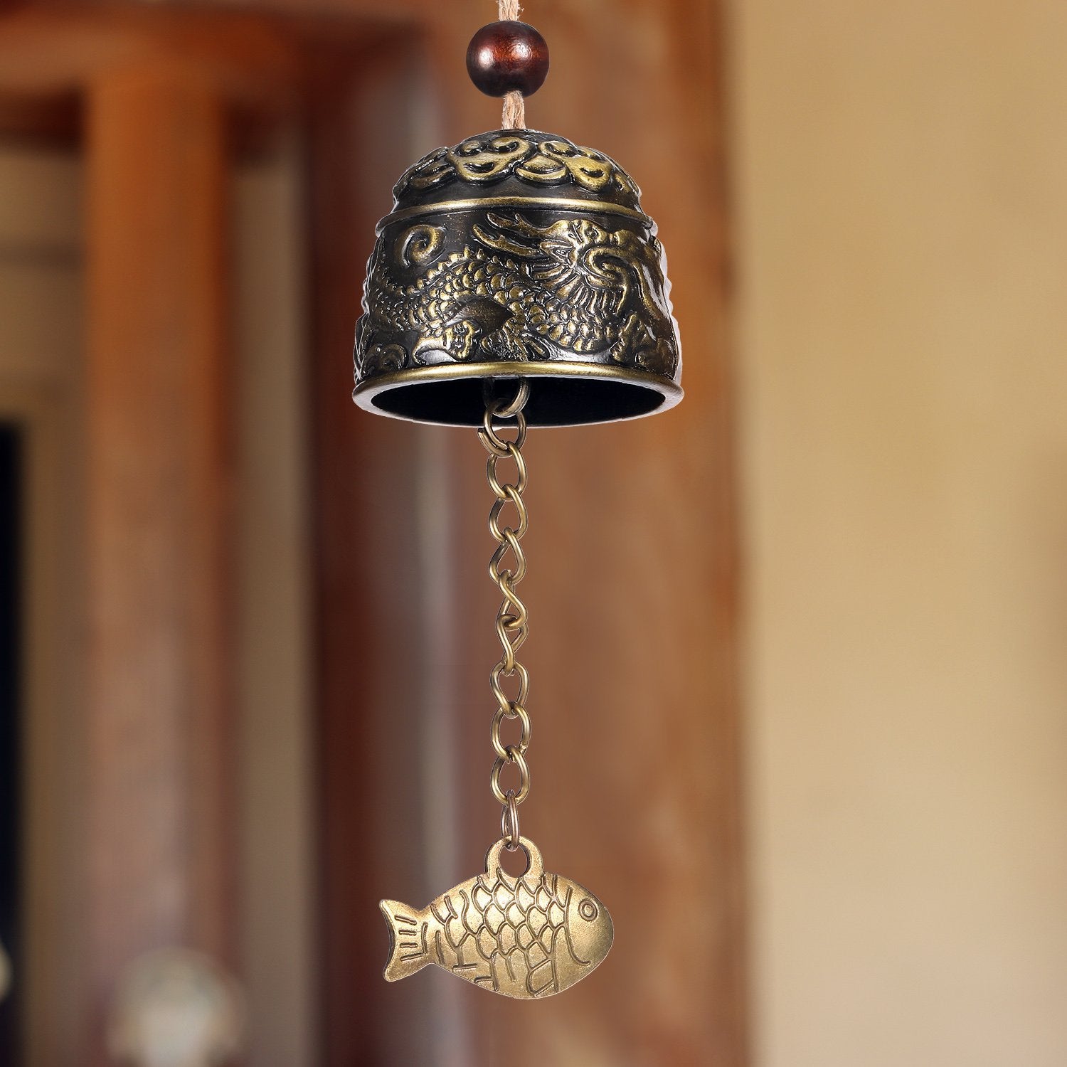 Chuangdi hanging Feng Shui bell lightweight and easy to place.