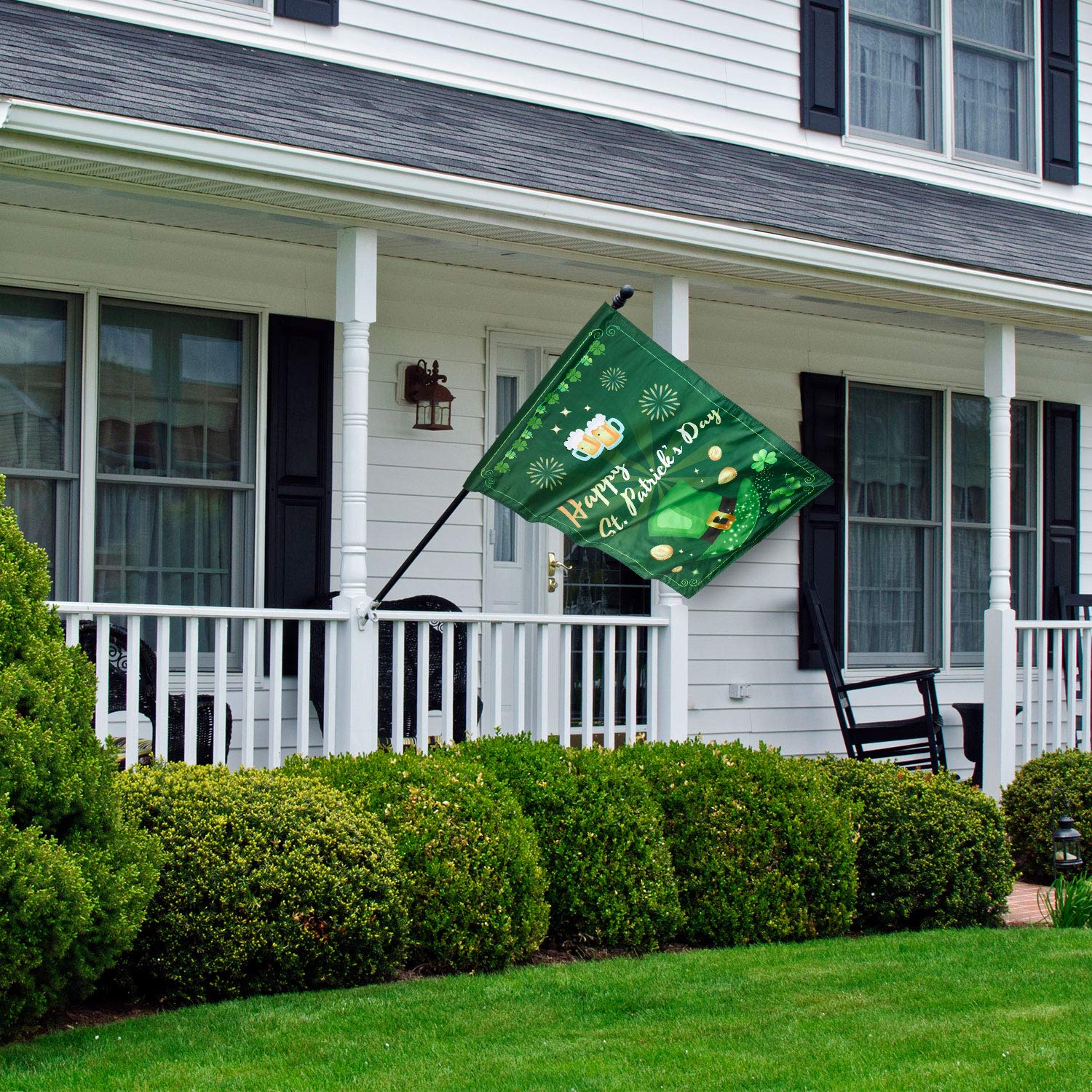 Chuangdi rubber stopper and wind-proof clip ensure flag stays in place.