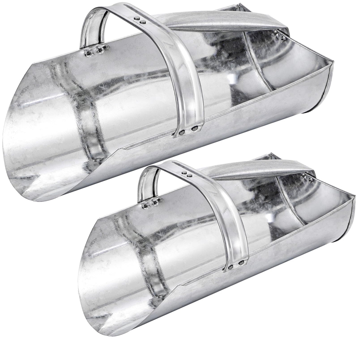 Cididu 2-pack feed scoop big 4qt in action for efficient livestock feeding with reduced waste