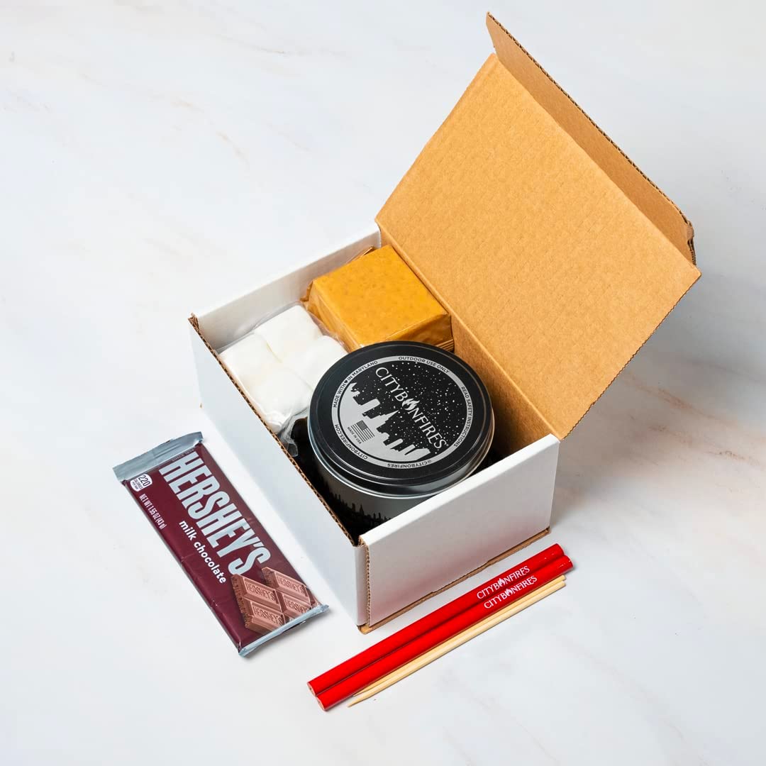 City Bonfires s'mores kit with graham crackers for outdoor dessert.