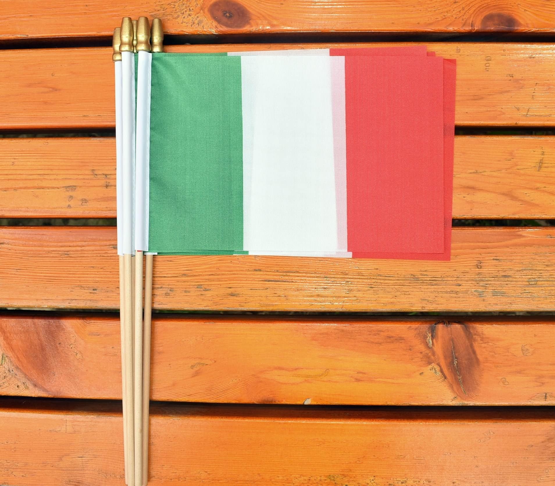 Ckexin Italy flag antique spear tip provides secure, elegant finish.