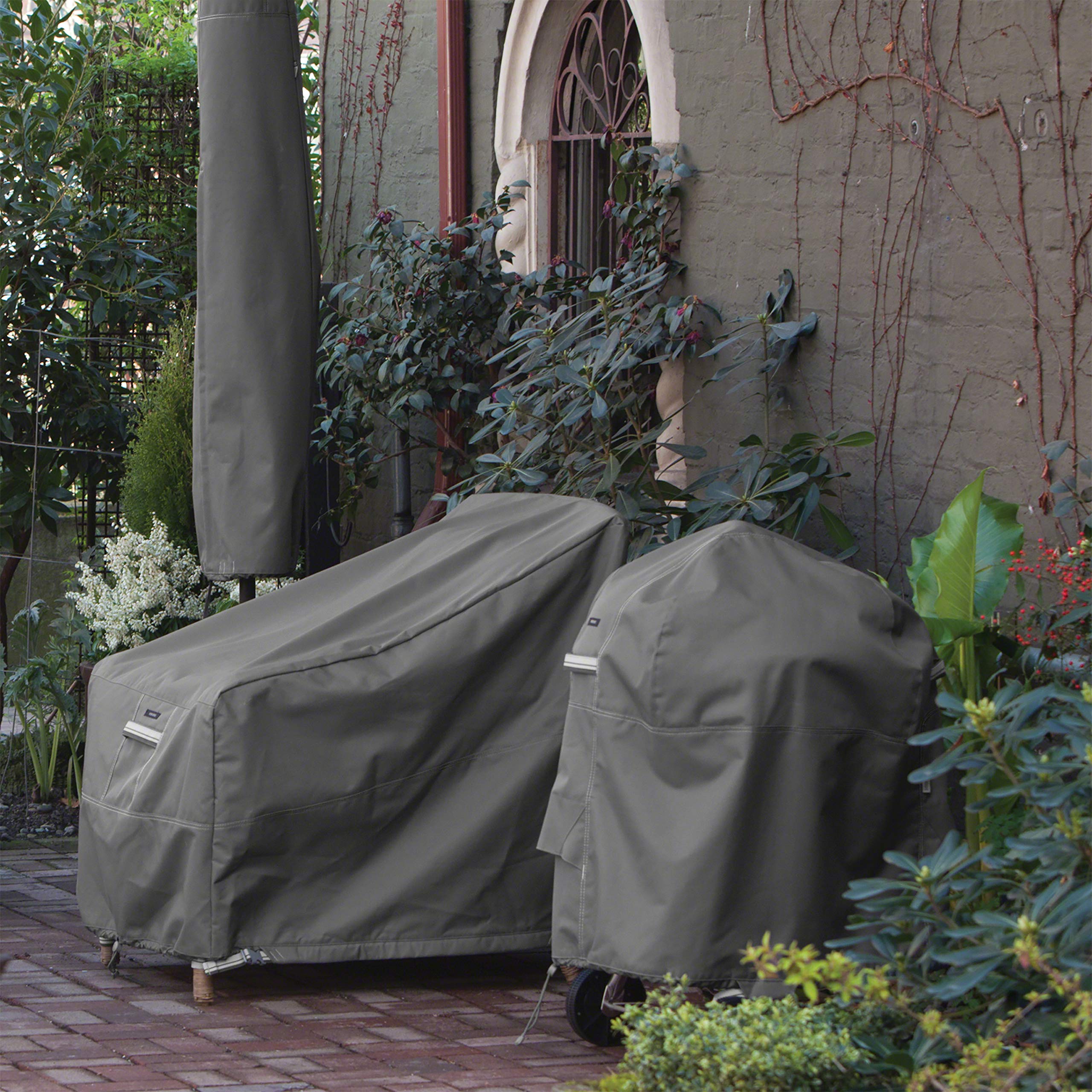 Classic Accessories Ravenna 58-inch fit suits Weber and most grills.