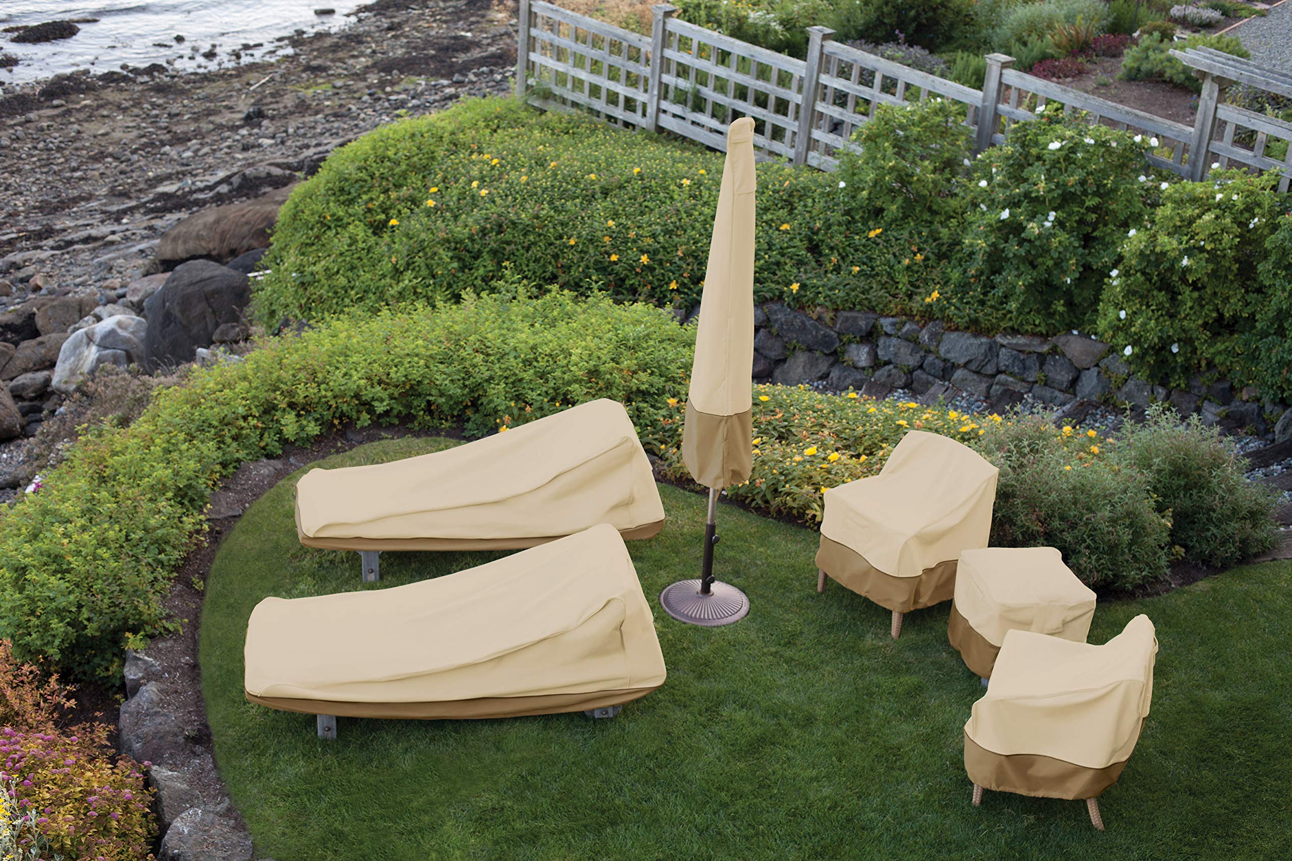 Classic Accessories Veranda UV-protected fabric, color-fast protection for sunny patios.