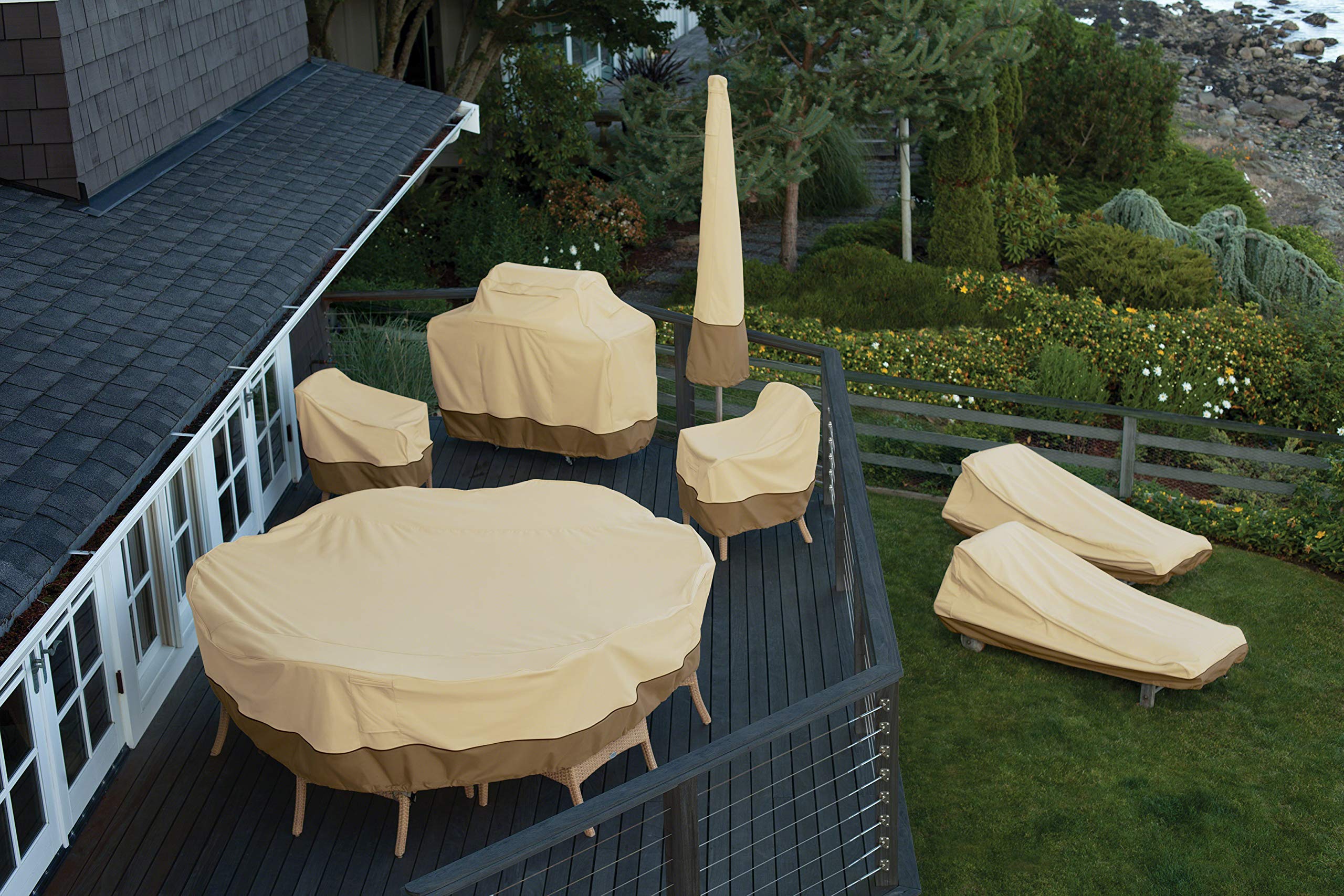 Veranda cover by Classic Accessories does not fully cover wheels or legs for fit flexibility.