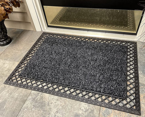 Clean Machine Easy-clean mat: shake or hose rinse maintenance.
