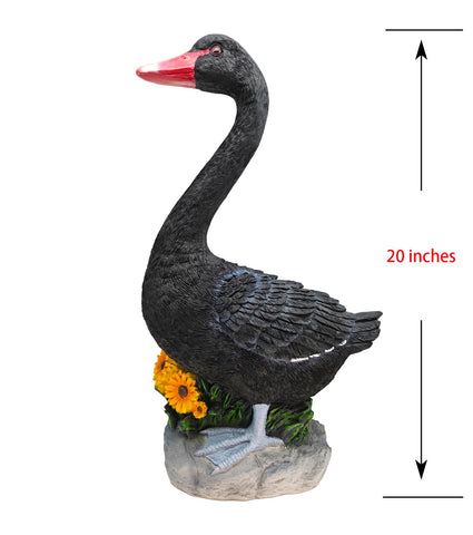 Clerodendrum resin garden duck with feather detail, adds vivid realism to outdoor spaces