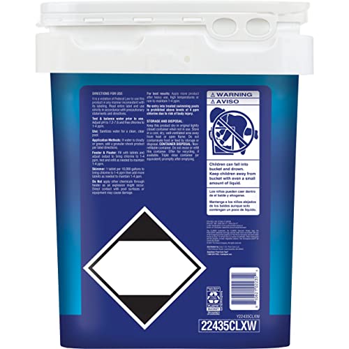 CLOROX Pool&Spa Active99 tablet in skimmer shows easy in-skimmer dosing