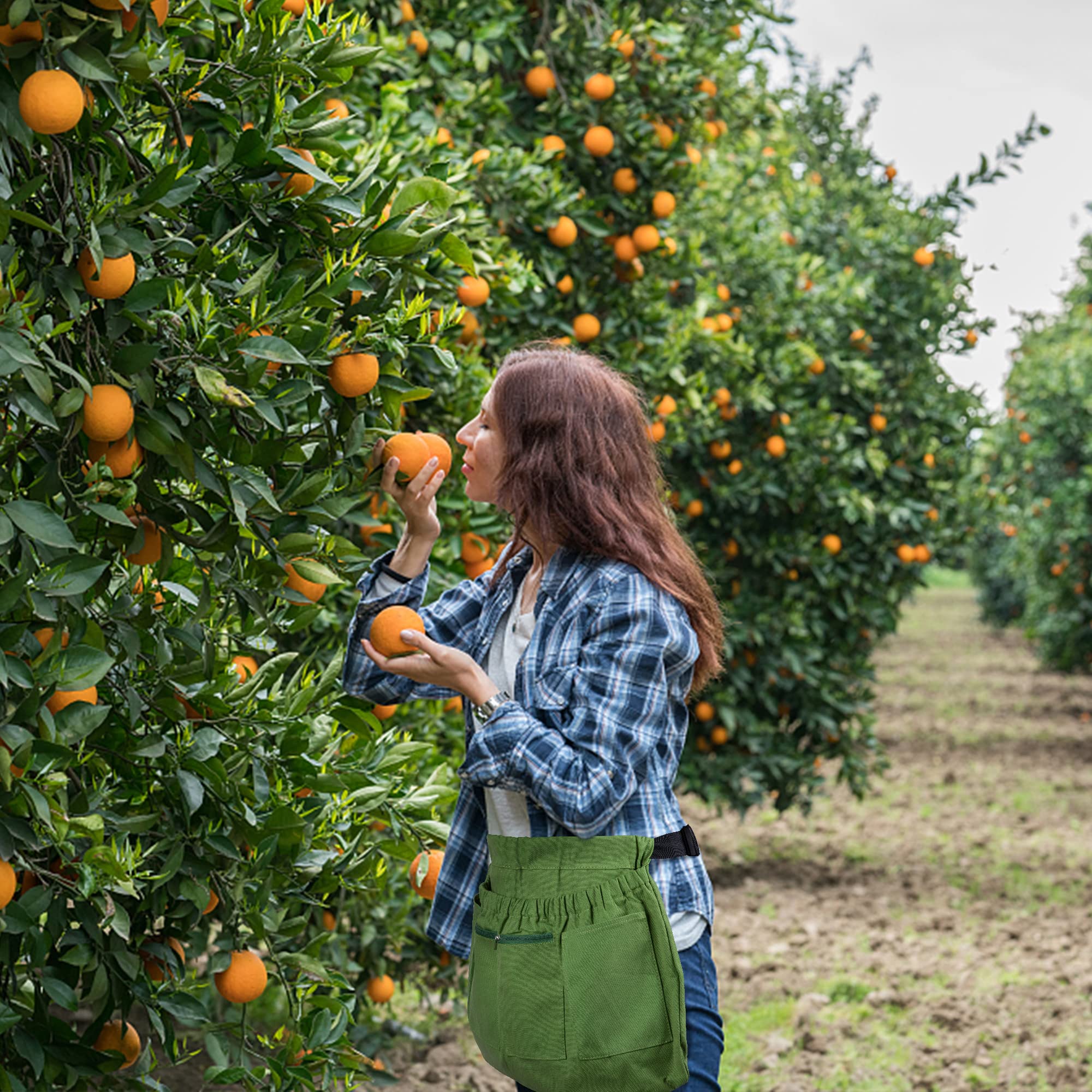 Codree Harvest Apron durable oxford cloth withstands outdoor gardening tasks.