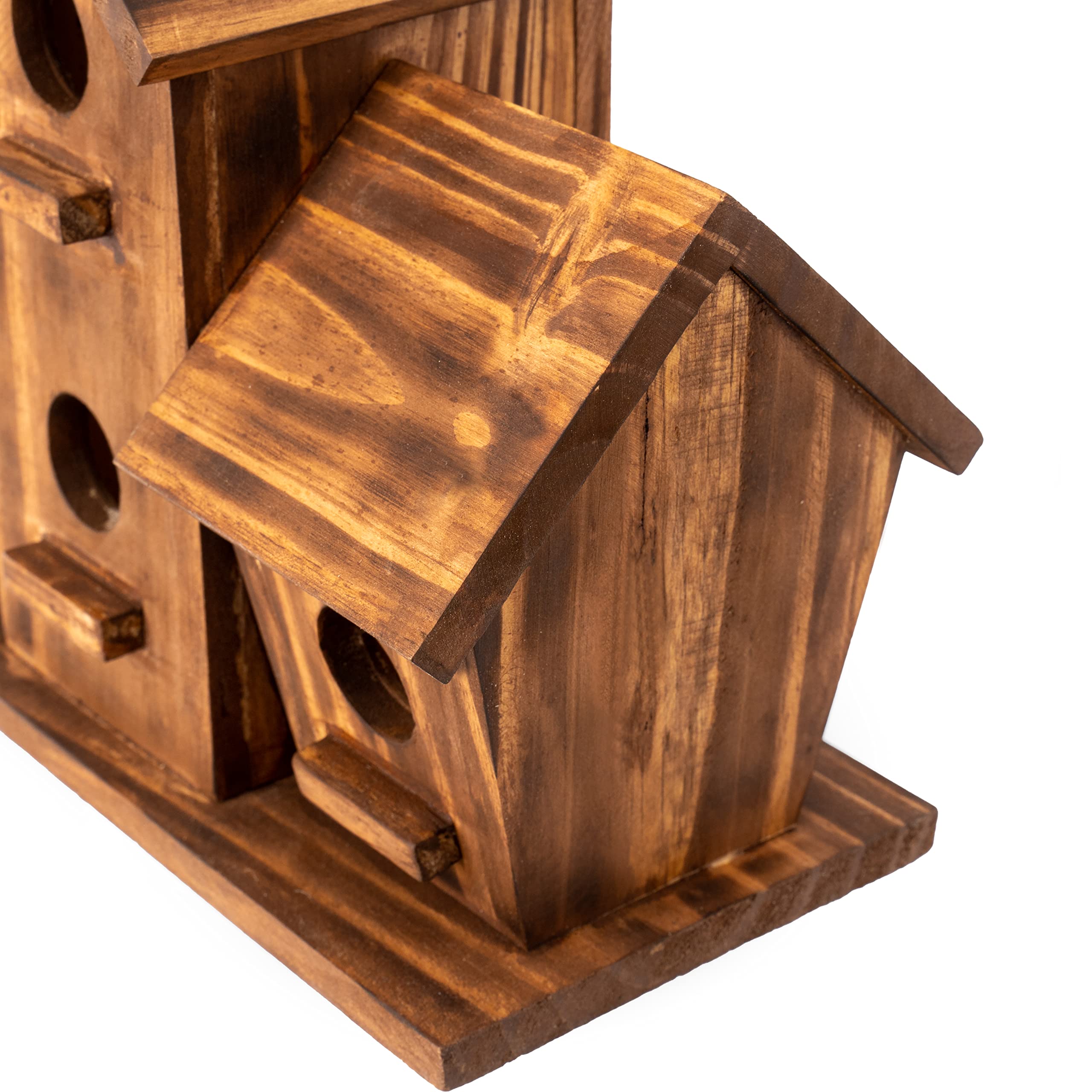 COLEBA Bird House cleaning door front enables easy refresh of rooms.