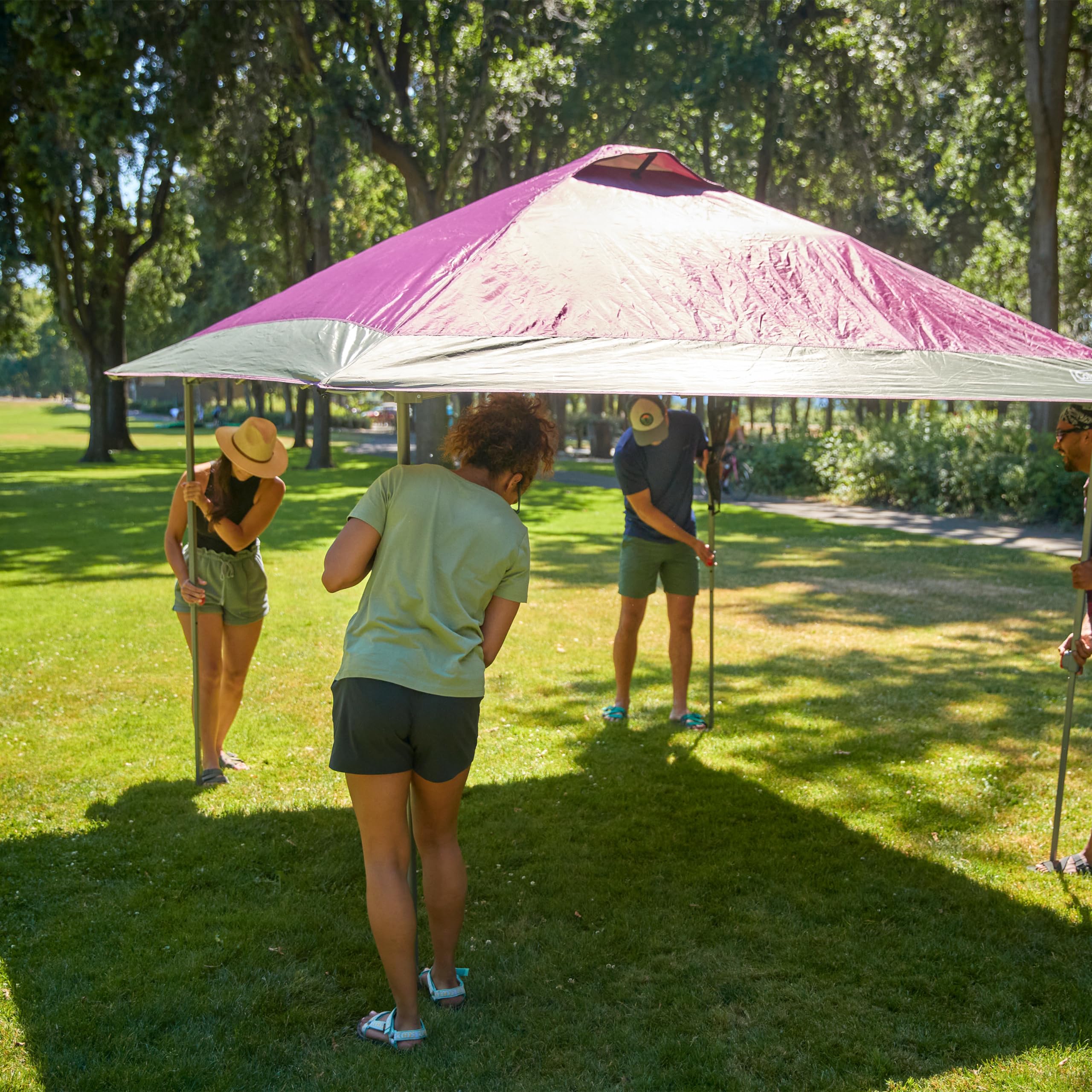 Coleman Oasis steel frame provides durable support in windy conditions.