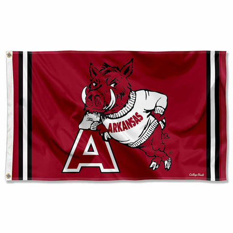 College Flags & Banners Co Arkansas Razorbacks vintage 3x5 banner flag for outdoor display
