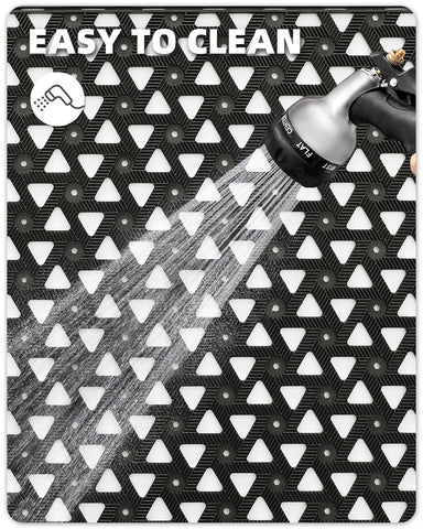 Color&Geometry all-weather mat withstands rain, sun, and snow
