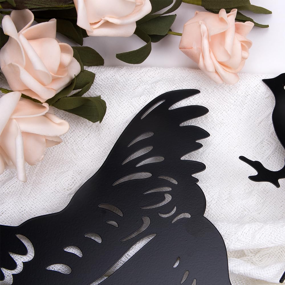 Comidox gift-ready chicken decor for garden enthusiasts.